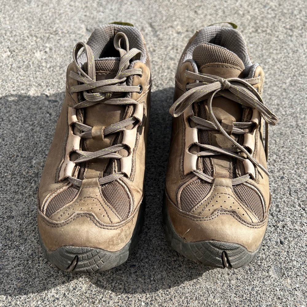 Vasque Mantra 2.0 women’s size 10.5 hiking shoe